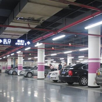 現(xiàn)代化停車(chē)場(chǎng)運(yùn)營(yíng)與旅游項(xiàng)目開(kāi)發(fā)管理 融合創(chuàng)新服務(wù)理念的發(fā)展路徑